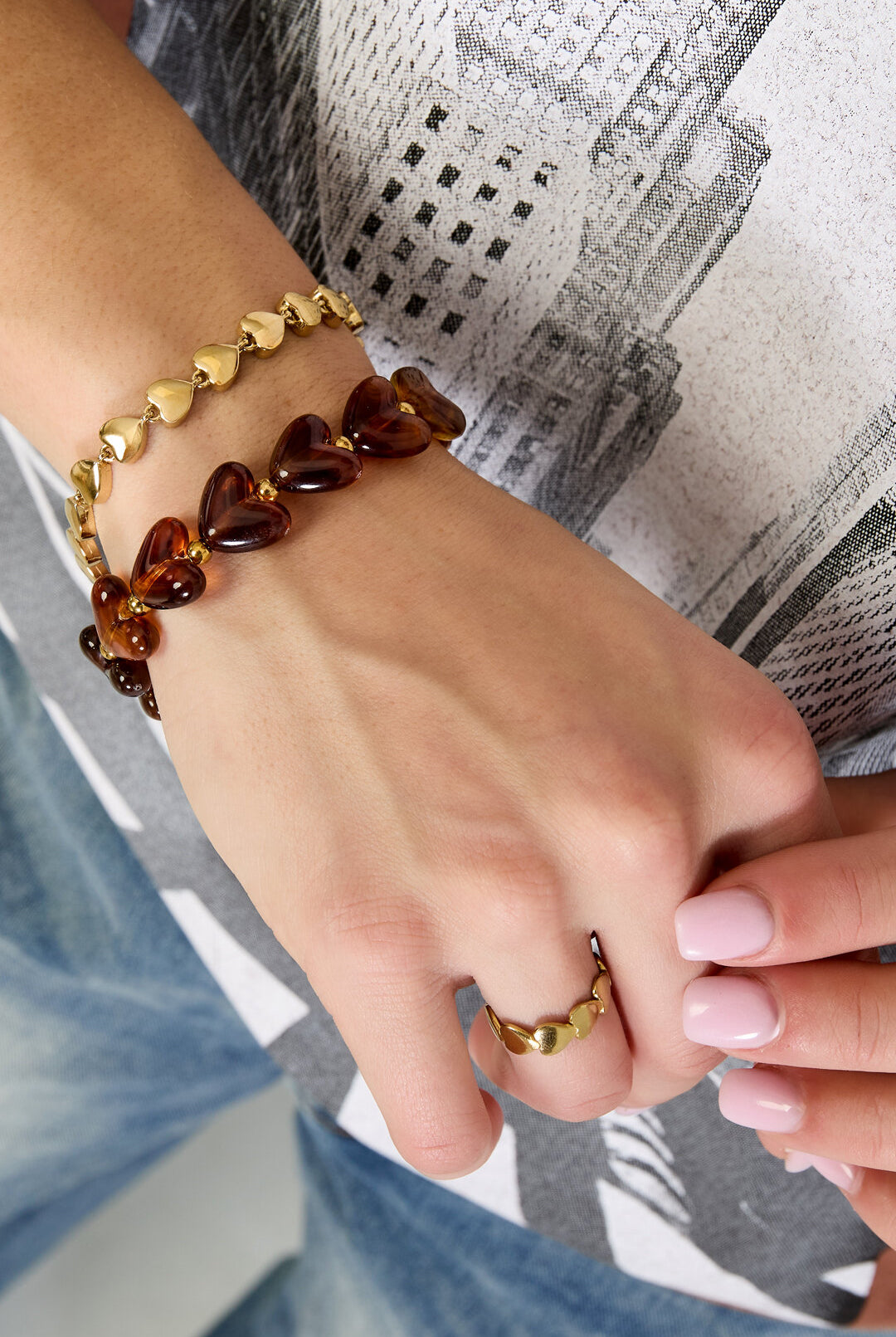 Elastic heart beaded bracelet
