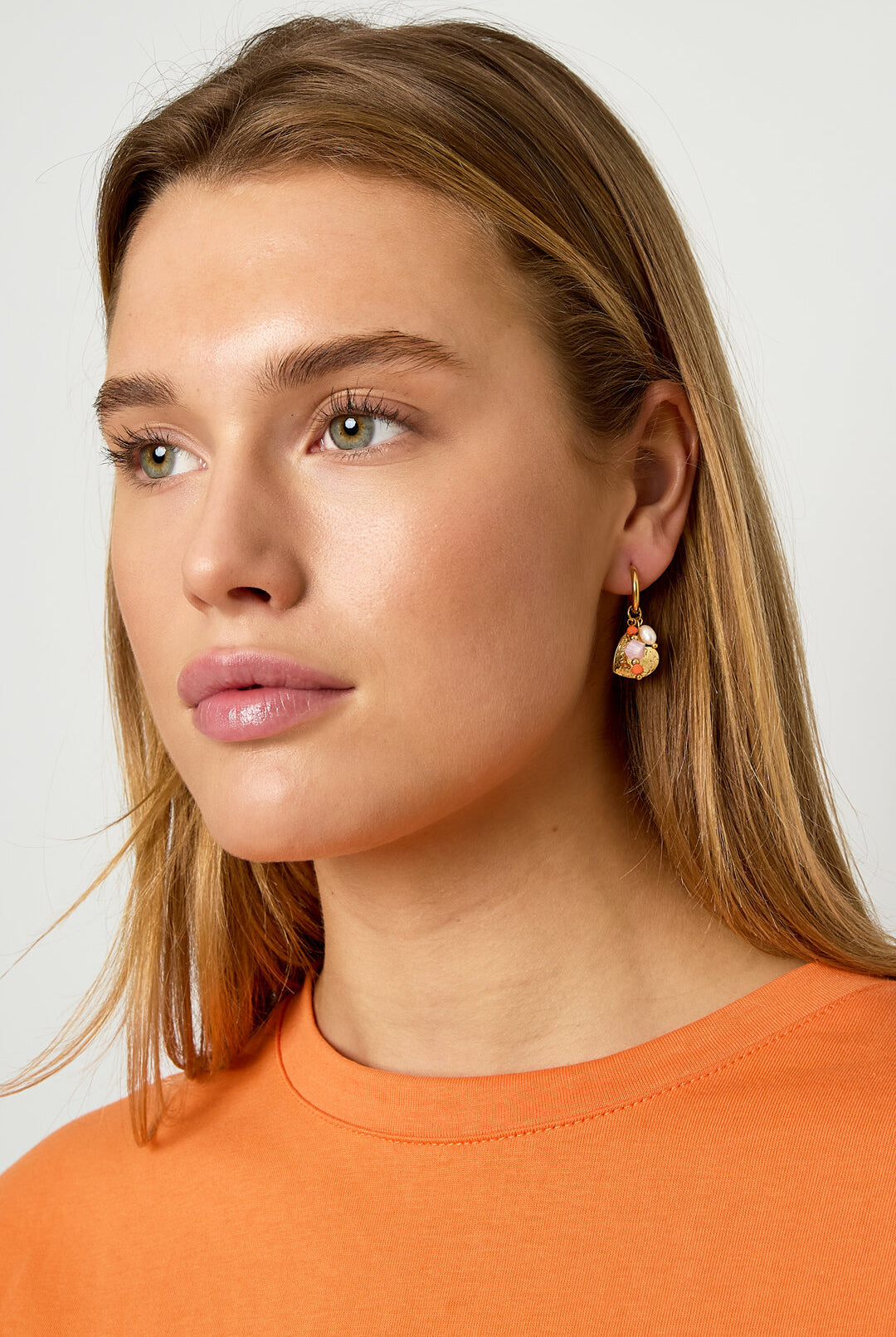 Earrings with beads and heart charm