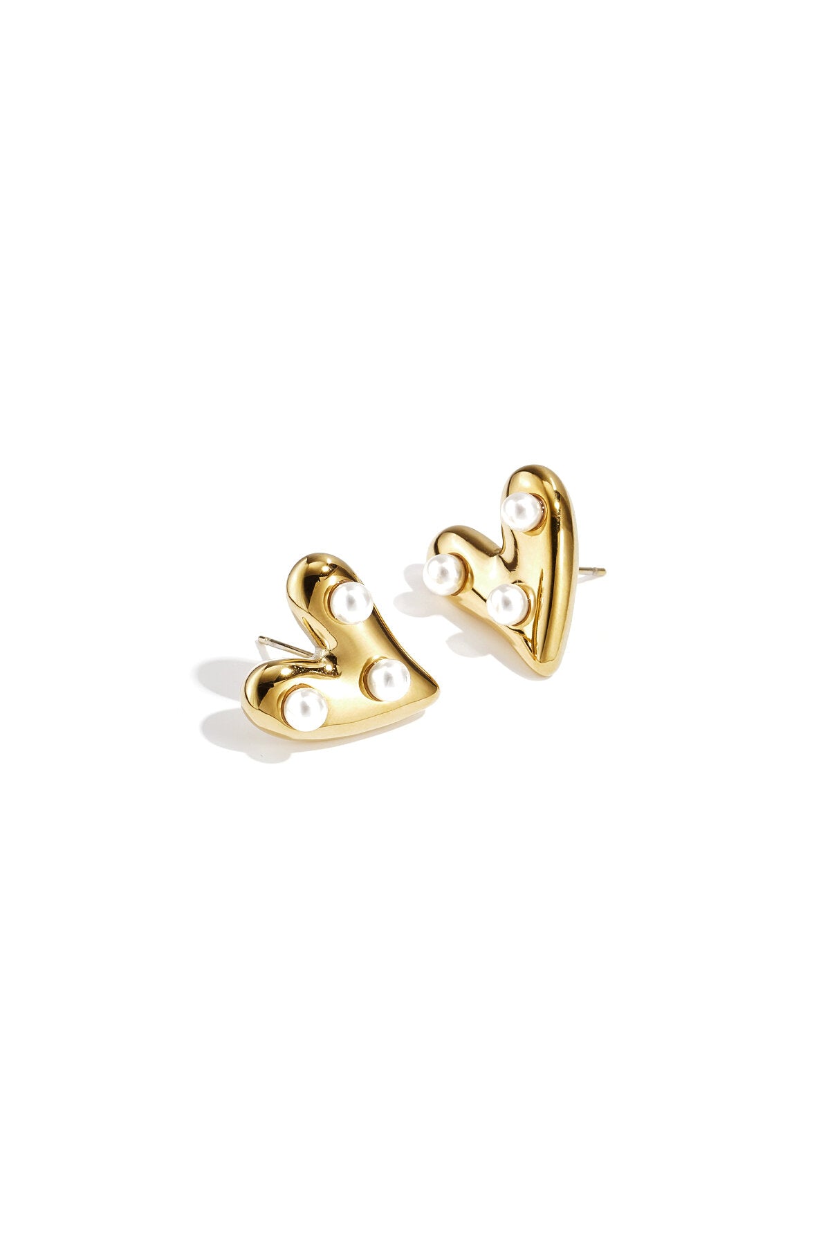 Heart earrings with pearls