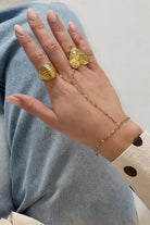 Handchain with chunky chain
