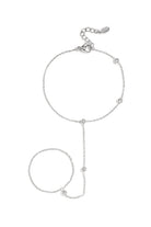 Handchain with asymmetrical stones
